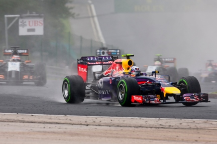 A Red Bull muito provavelmente segue com Vettel e Ricciardo