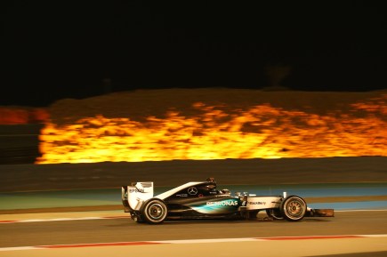 Lewis Hamilton jamais chegou ao pódio no Bahrein quando a corrida foi a quarta etapa da temporada